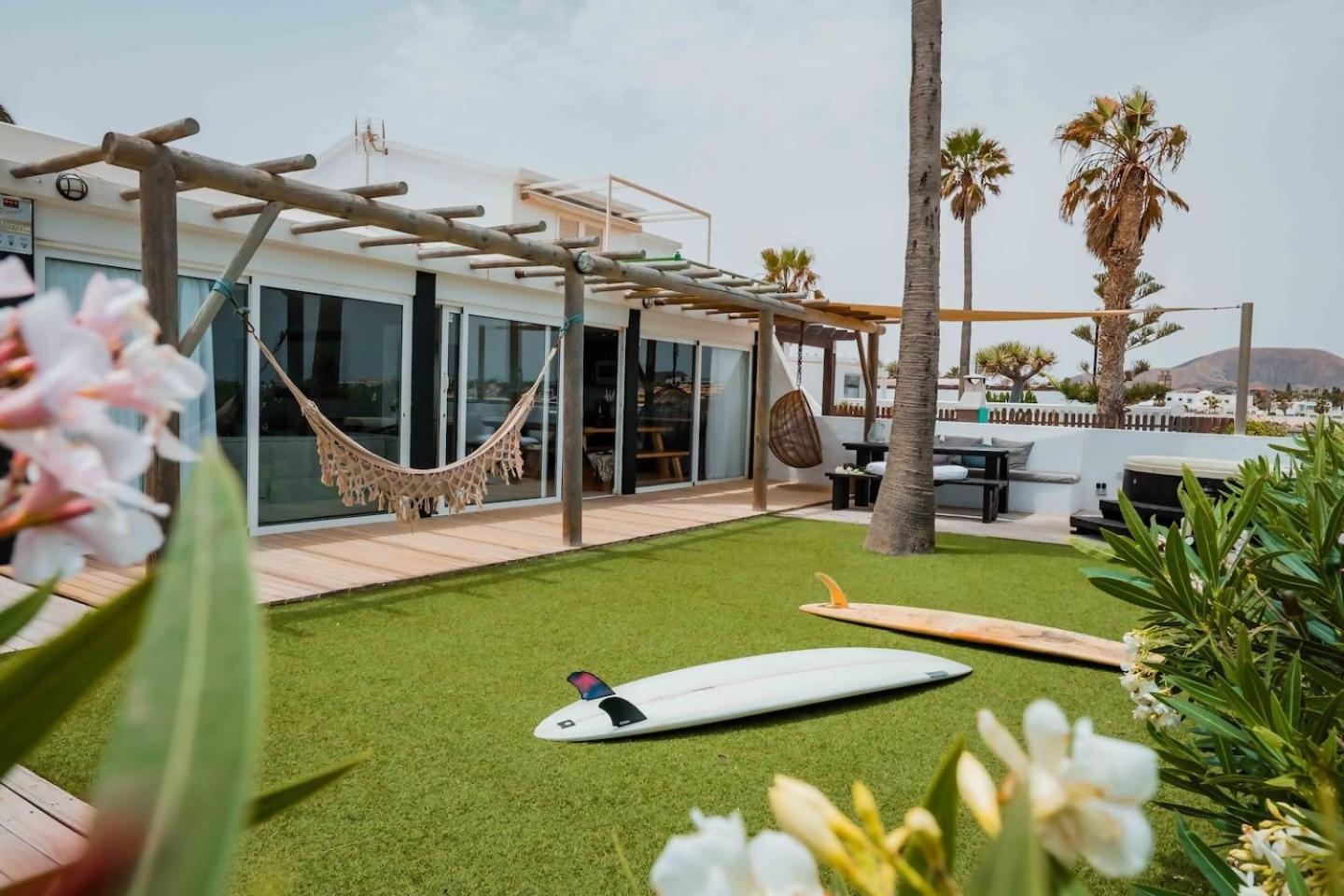 Villa Maluhia Frente Al Mar Y Jacuzzi Corralejo Luaran gambar