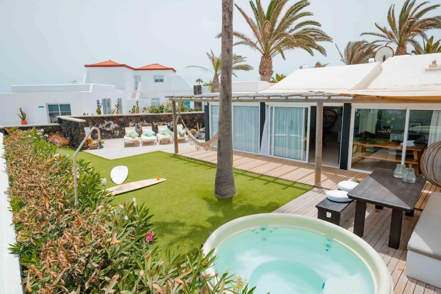 Villa Maluhia Frente Al Mar Y Jacuzzi Corralejo Luaran gambar