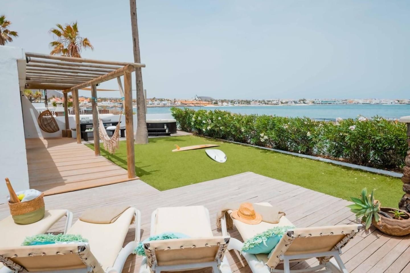 Villa Maluhia Frente Al Mar Y Jacuzzi Corralejo Luaran gambar